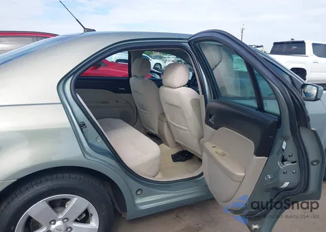 2008 Ford Fusion Se from USA, damaged, VIN 3FAHP07Z58R272032